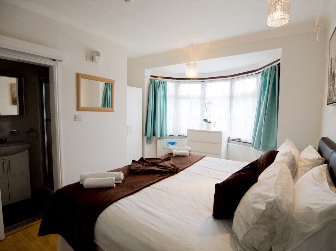 Gable Lodge London
