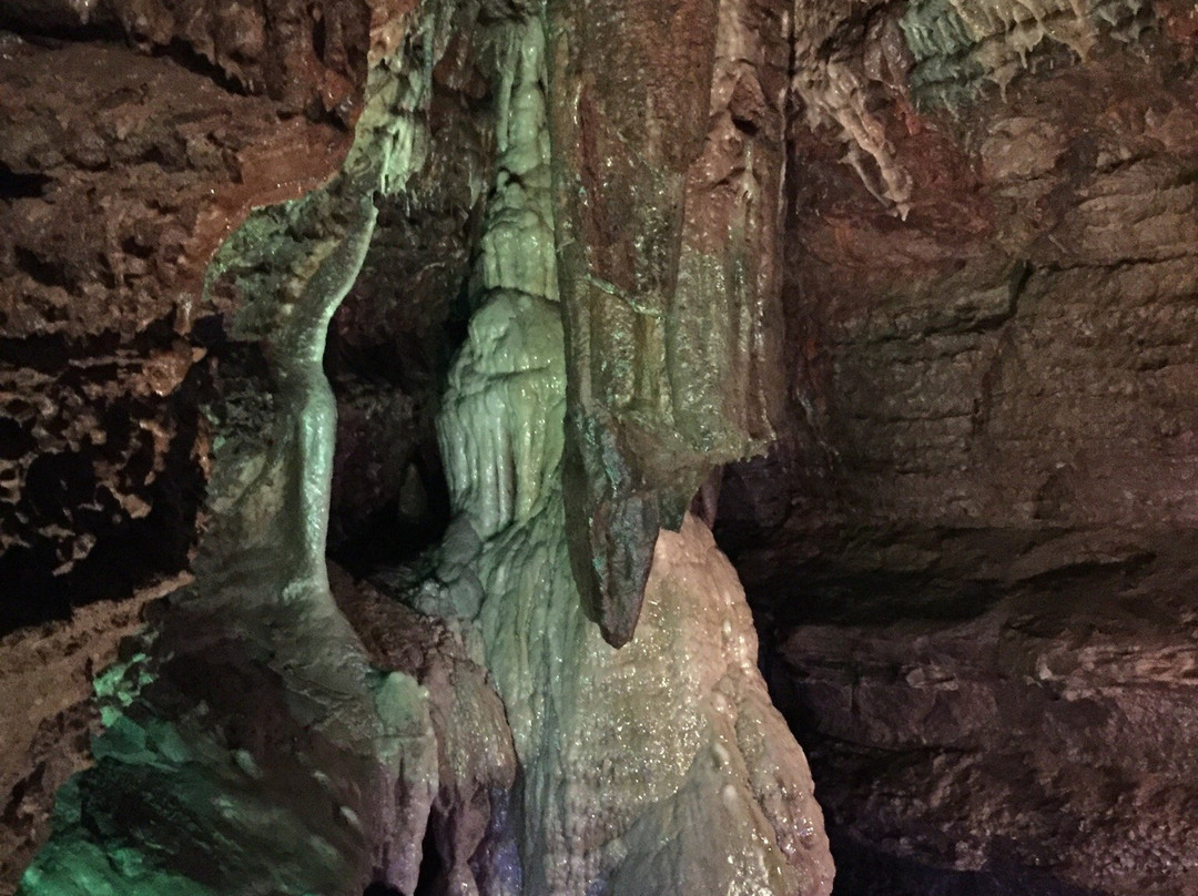 Erdmannshöhle-Hasel必去景点