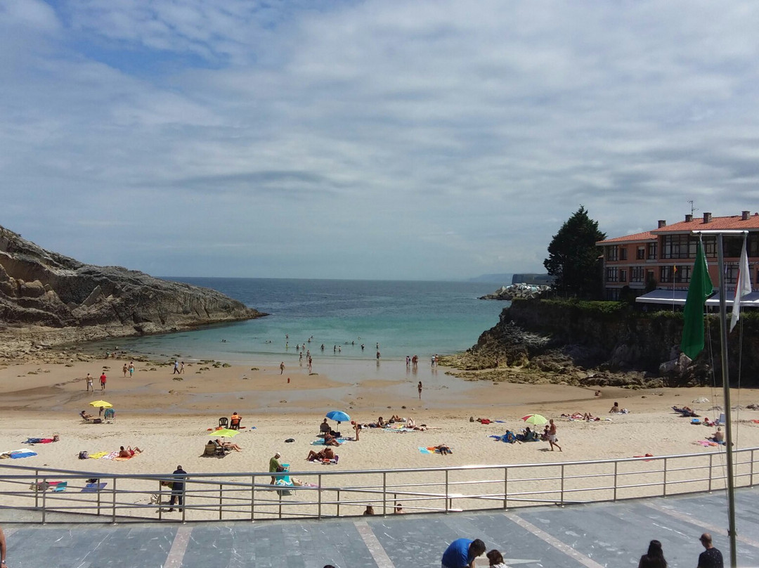 Playa De San Martín-Celorio必去景点