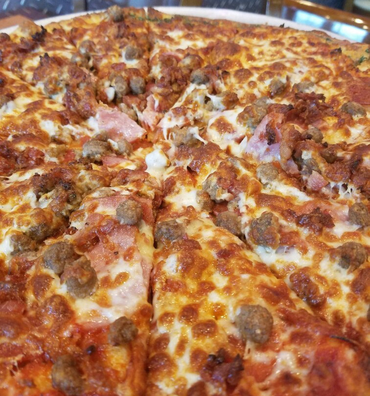 Center Court Pizza & Brew