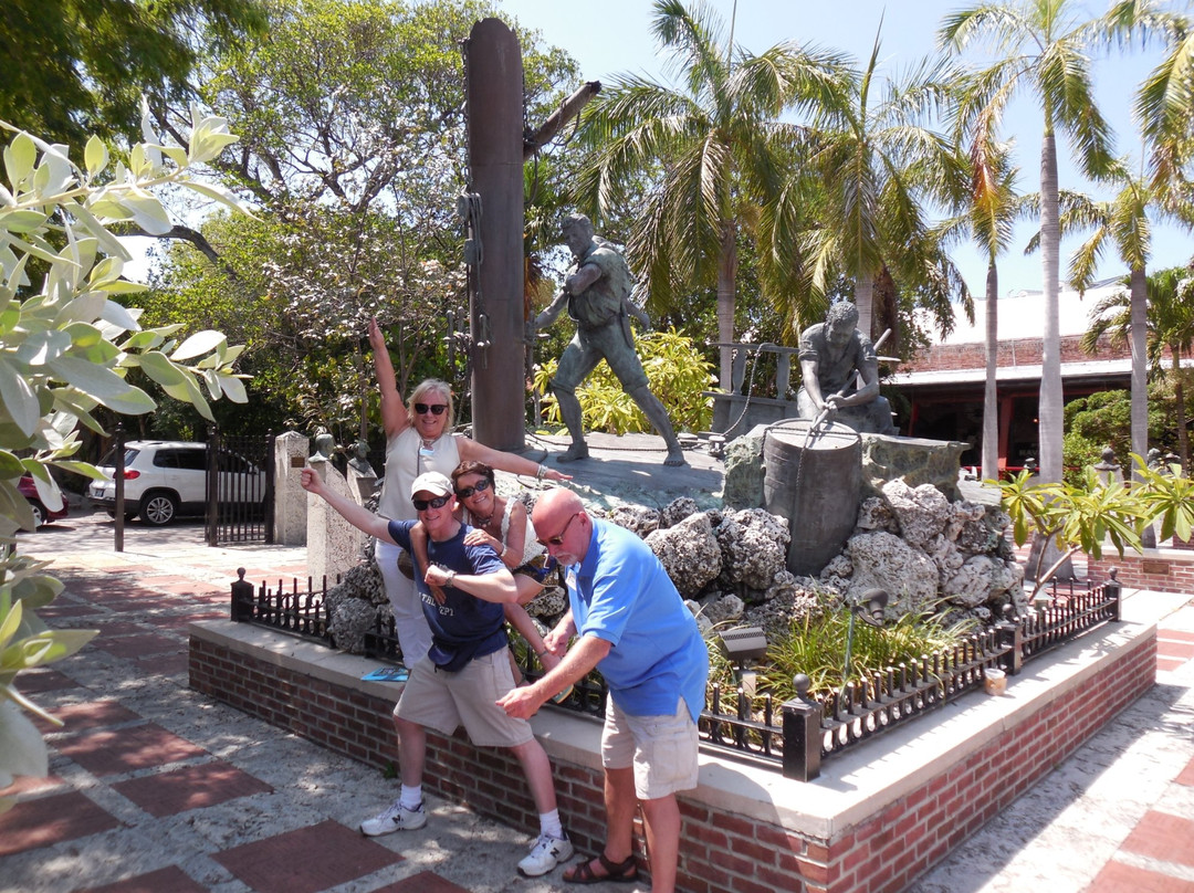 Southernmost Scavenger Hunt-基韦斯特必去景点