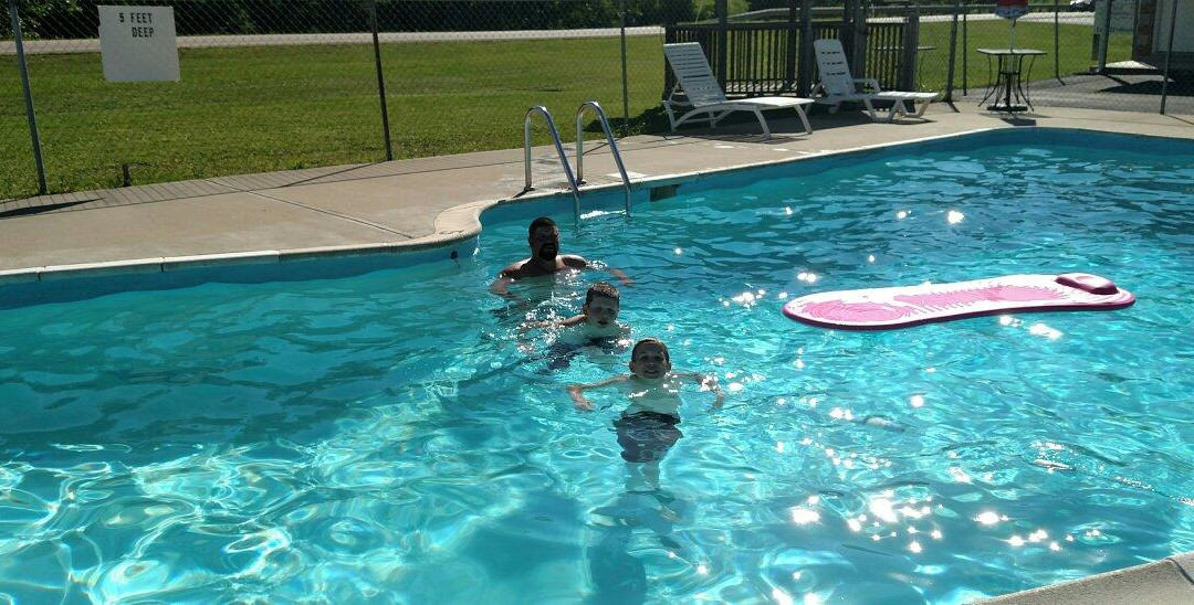 Li'l Abner Motel主图