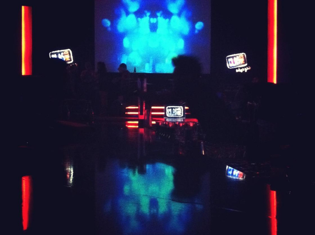 BabyFace Club & Karaoke Semarang-三宝垄必去景点