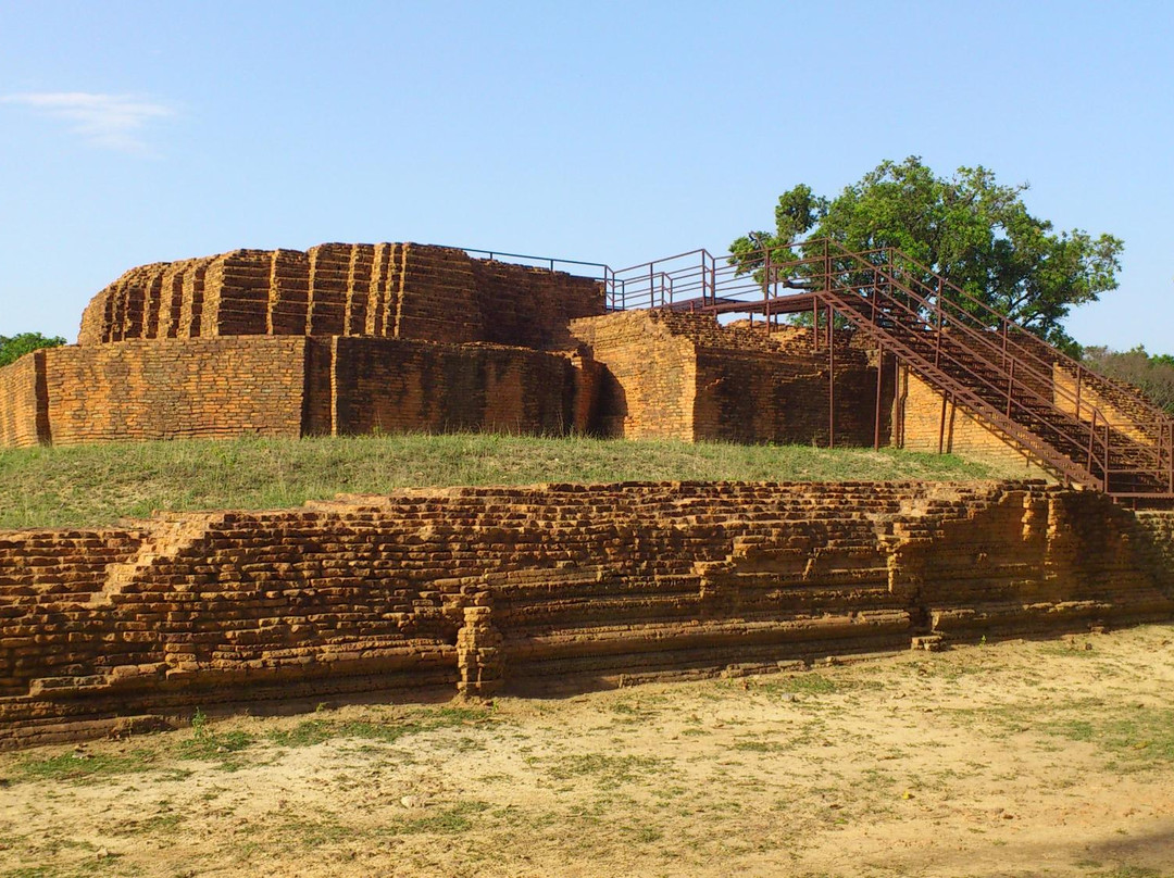 Kudan Stupa景点图片