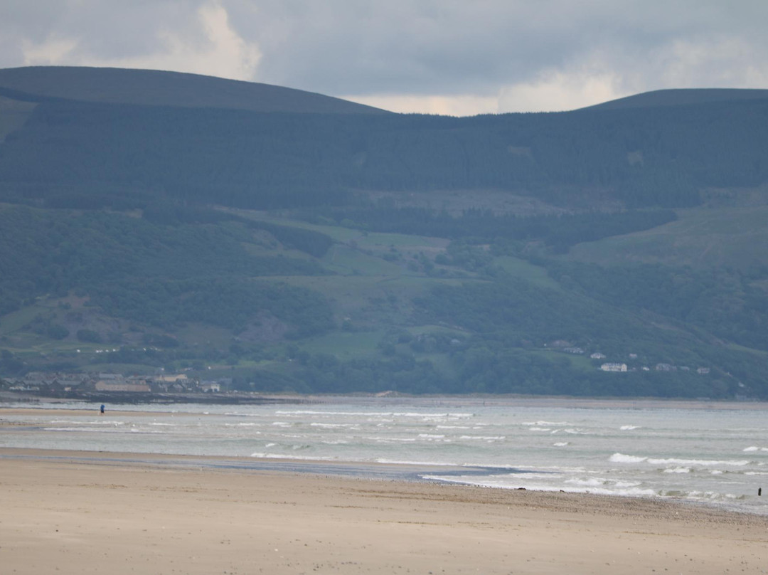 Morfa Dyffryn Naturist Beach景点图片