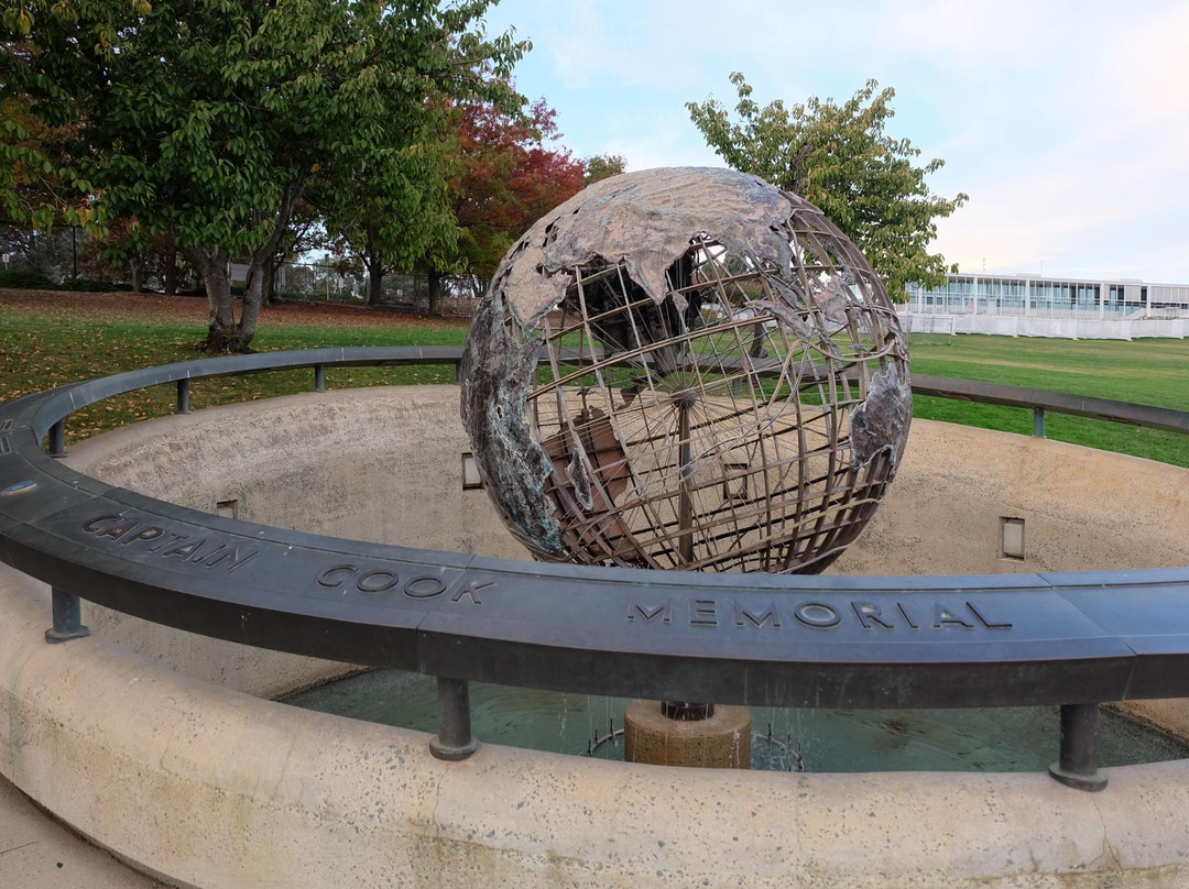 Captain Cook Memorial Globe-堪培拉必去景点