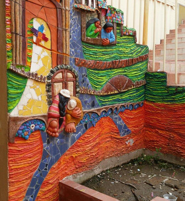 Centro Municipal de Artesanias-昆卡必去景点