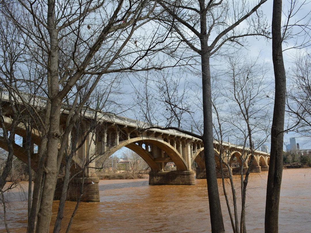 Gervais Street Bridge-West Columbia必去景点