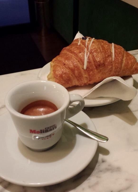 Art Cafe景点图片