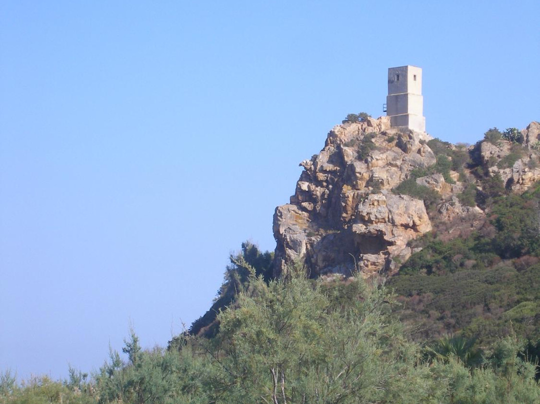 Torre Salinas-Muravera必去景点