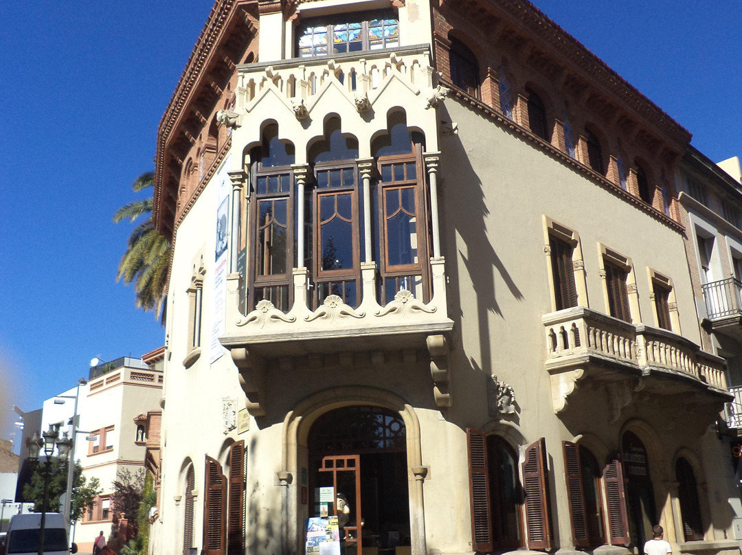 Centre d'Estudis Lluis Domenech i Montaner - Day Tours-Canet de Mar必去景点