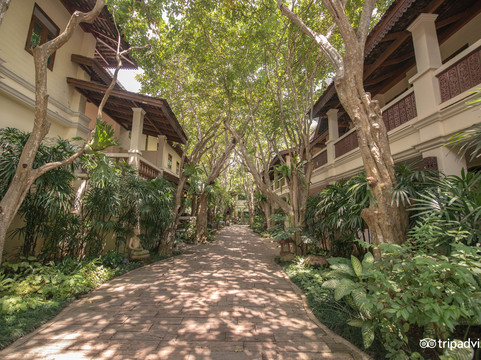 坤巴雅水疗及度假村主图