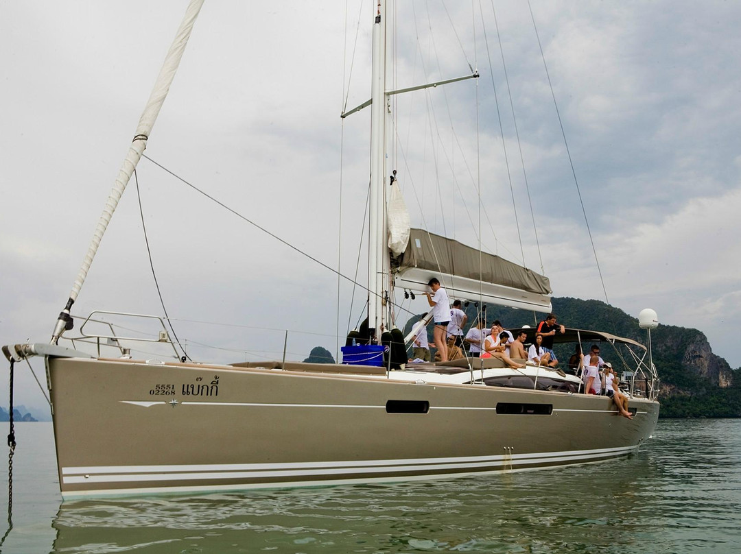 PinkShrimp Yachting-奈汉必去景点