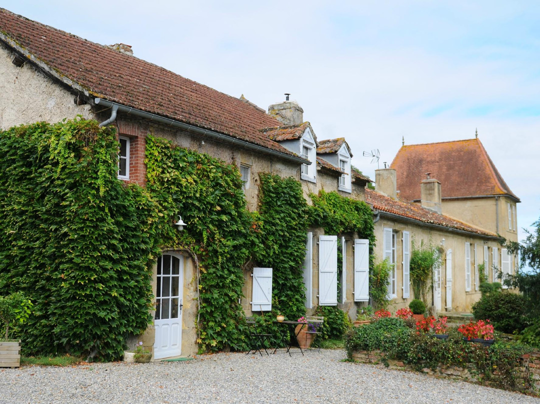 Au Chateau Juillac主图