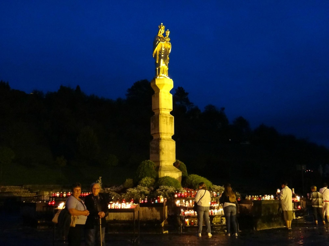 Statue of Mother Mary of Bistrica (Kip Majke Božje Bistričke)景点图片