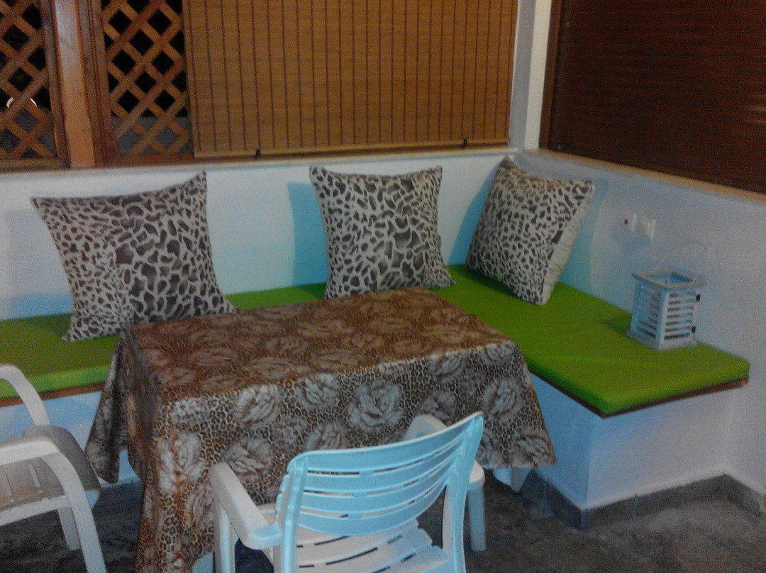 Tonia Apartments