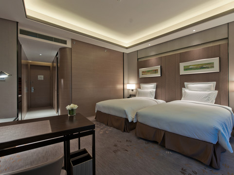 上海中星铂尔曼大酒店主图