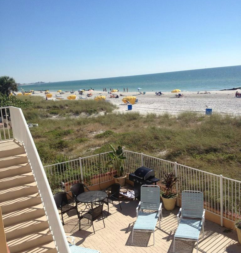 Beach Suites Resort主图