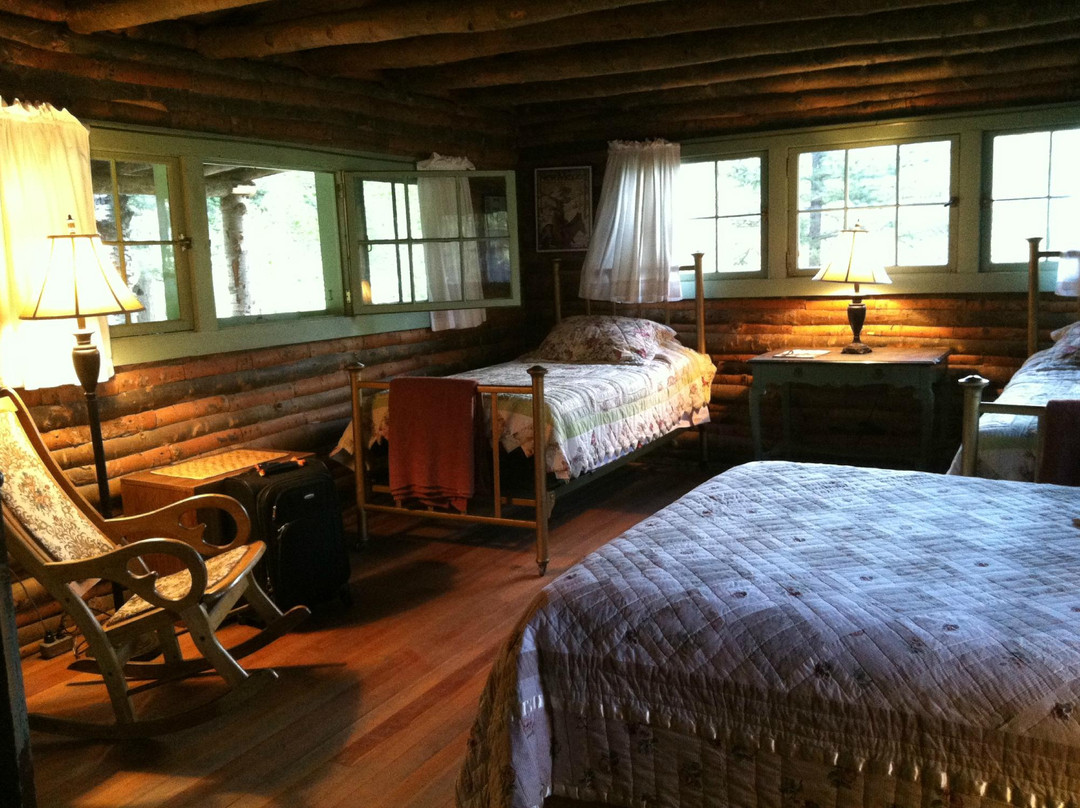 Los Pinos Guest Ranch