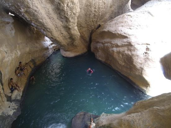 Wadi Shab-提维必去景点