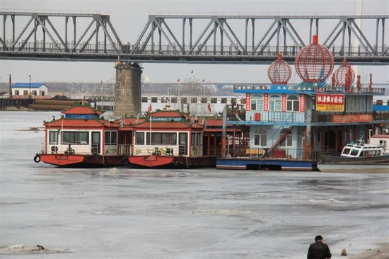 松花江铁路大桥-哈尔滨市必去景点