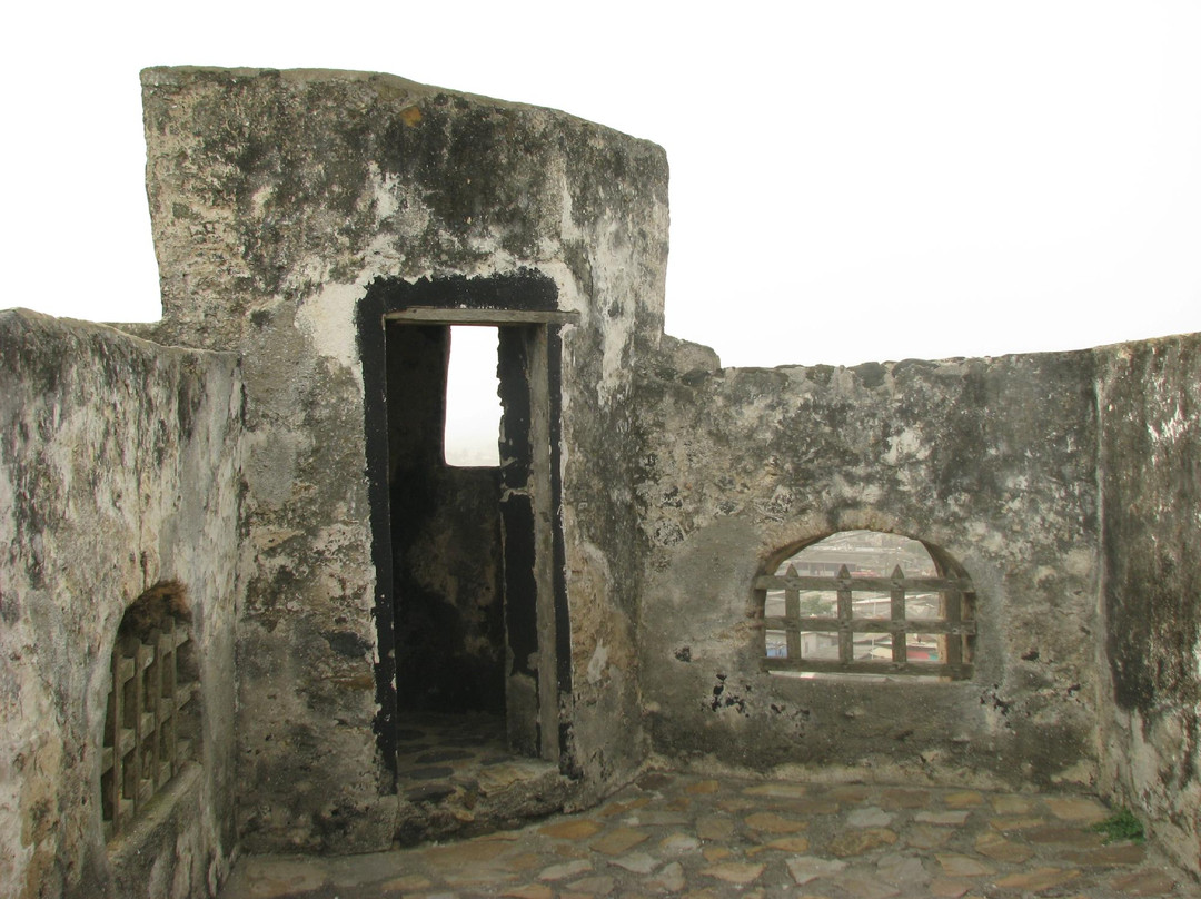 Fort Lijdzaamheid-Apam必去景点