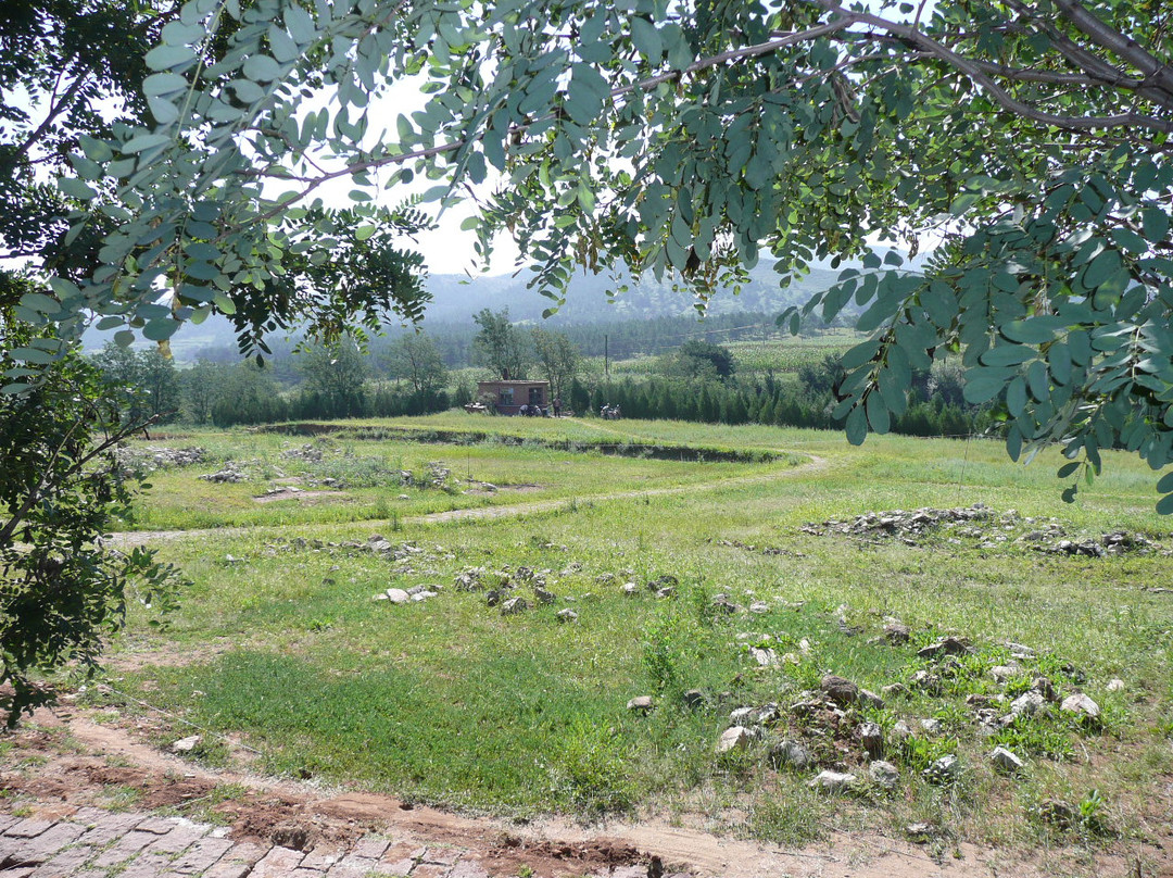 牛河梁红山文化遗址-凌源市必去景点