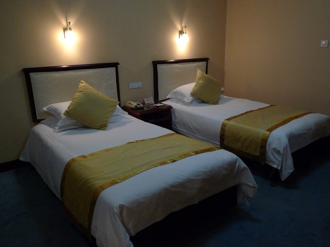 振东大酒店主图