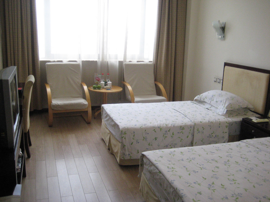 银鹰商务酒店主图