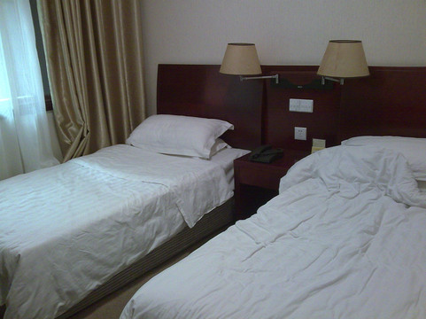 太原三晋国际饭店（柳巷五一广场地铁站店）主图