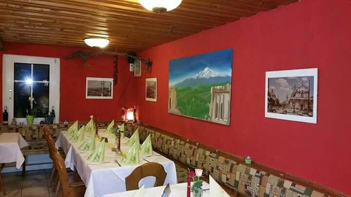 Ludwigsstadt餐馆和美食-La Fimiglia