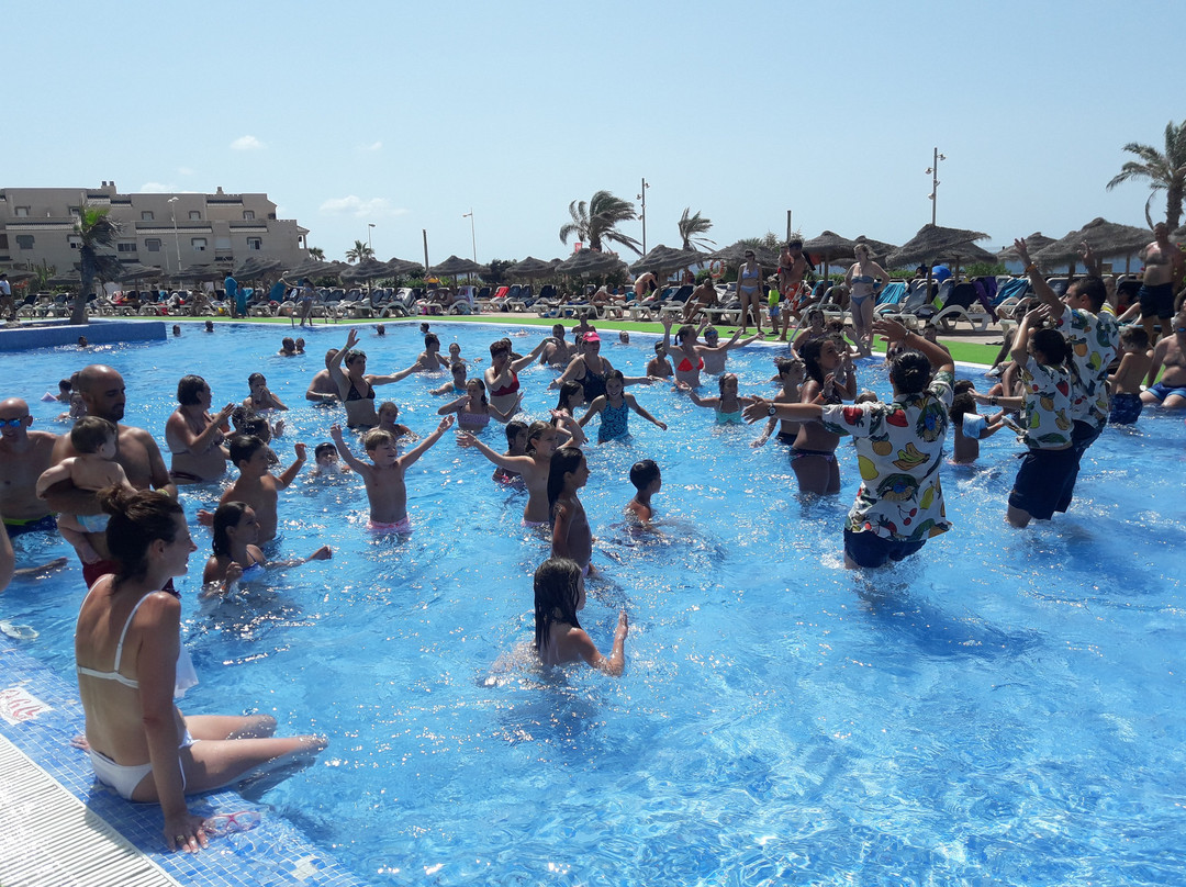 Cabogata Beach Hotel主图