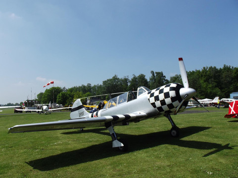 Grefrath餐馆和美食-Flugplatzrestaurant Niershorst