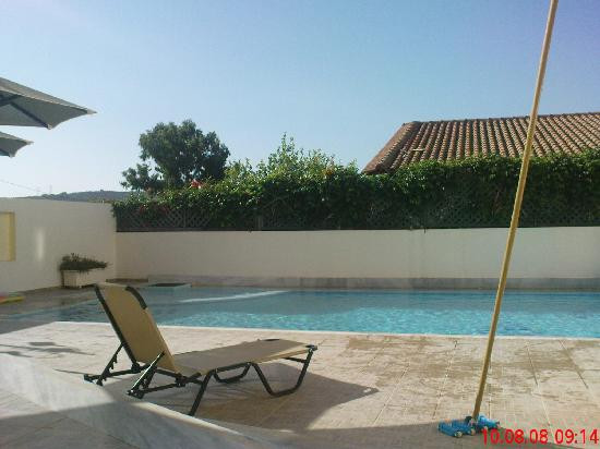 Hotel Vantaris Garden主图