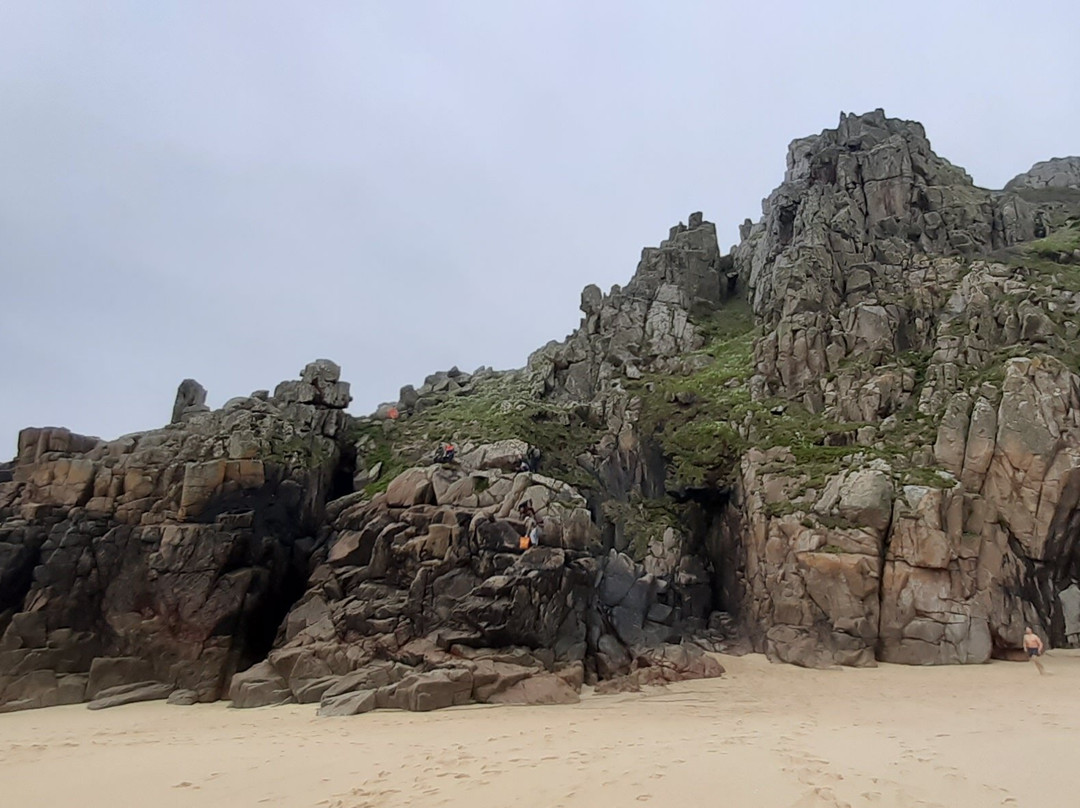 Pedn Vounder Beach景点图片