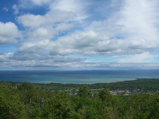 Blue Mountain Village-蓝山必去景点