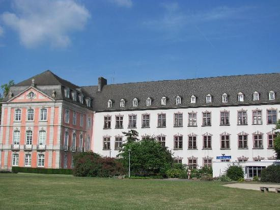 Kurfürstliches Palais-特里尔必去景点