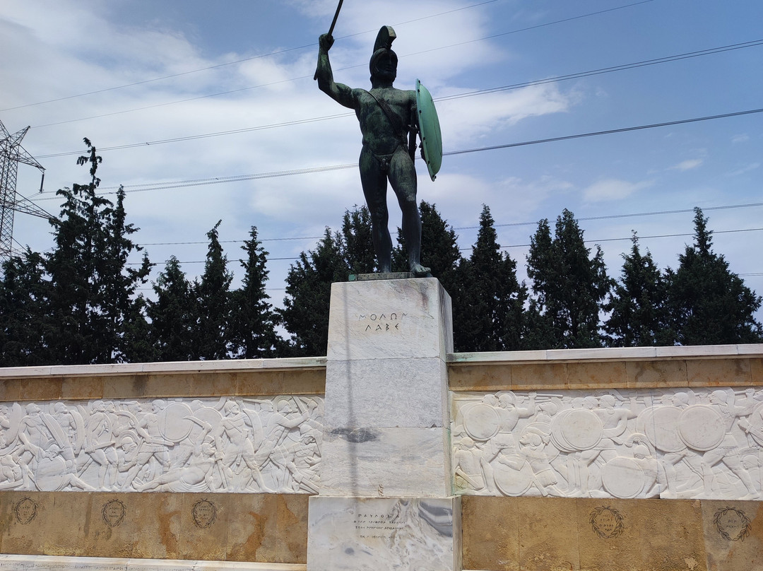Leonidas Monument景点图片