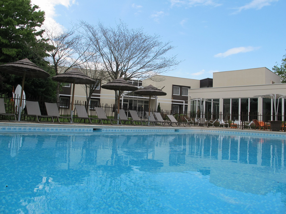 Hotel Les Nomades主图