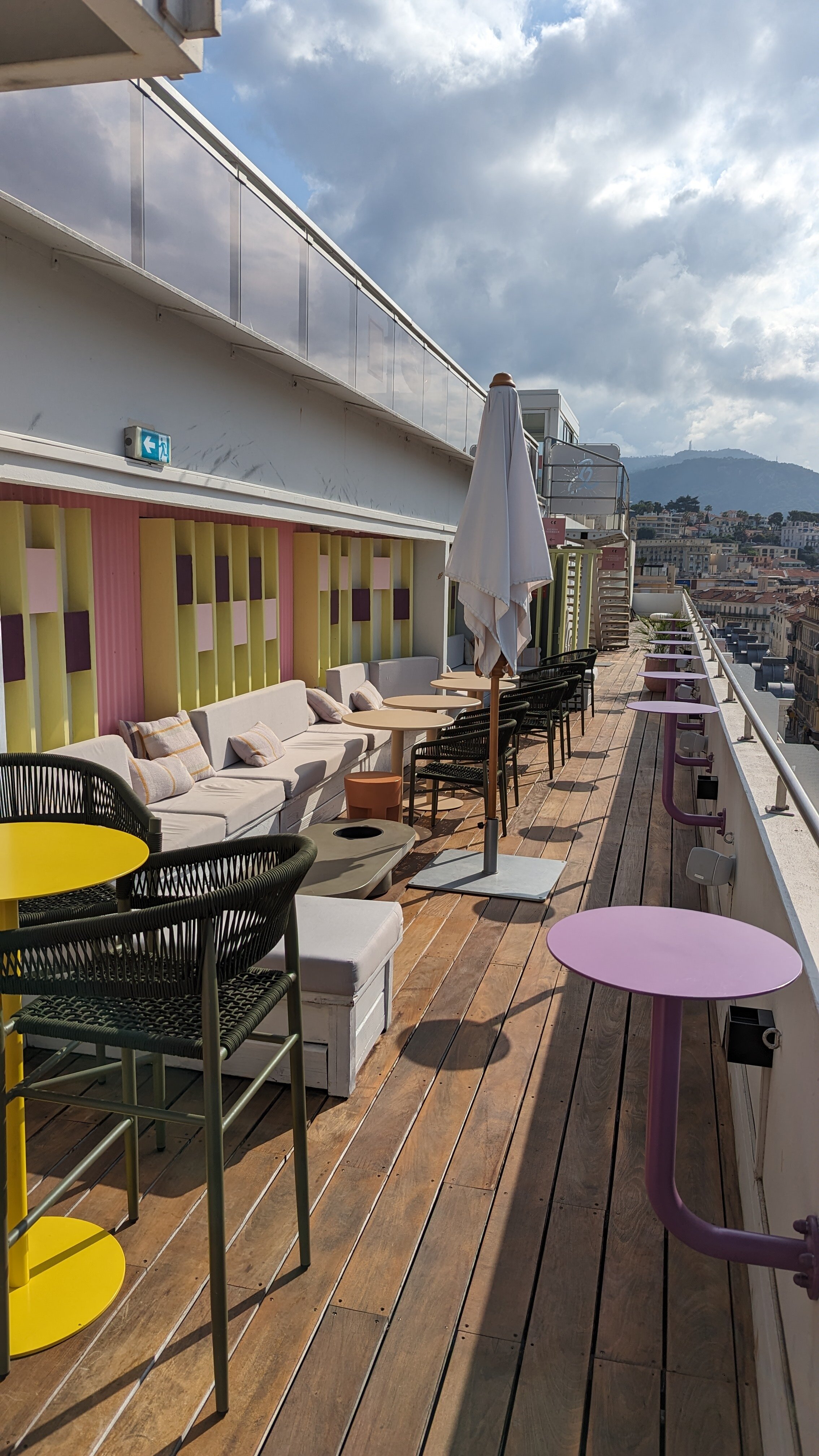 尼斯中心巴黎圣母院美居酒店-泳池