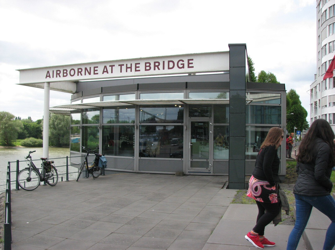 The John Frost Bridge - John Frostbrug景点图片