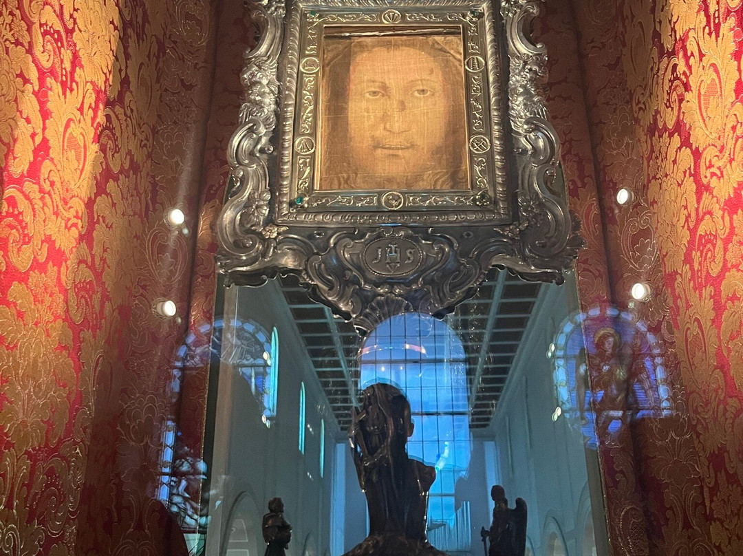 Santuario del Volto Santo-Manoppello必去景点