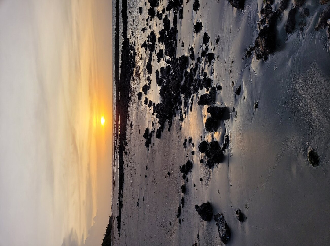 Carnaubinhas Beach景点图片
