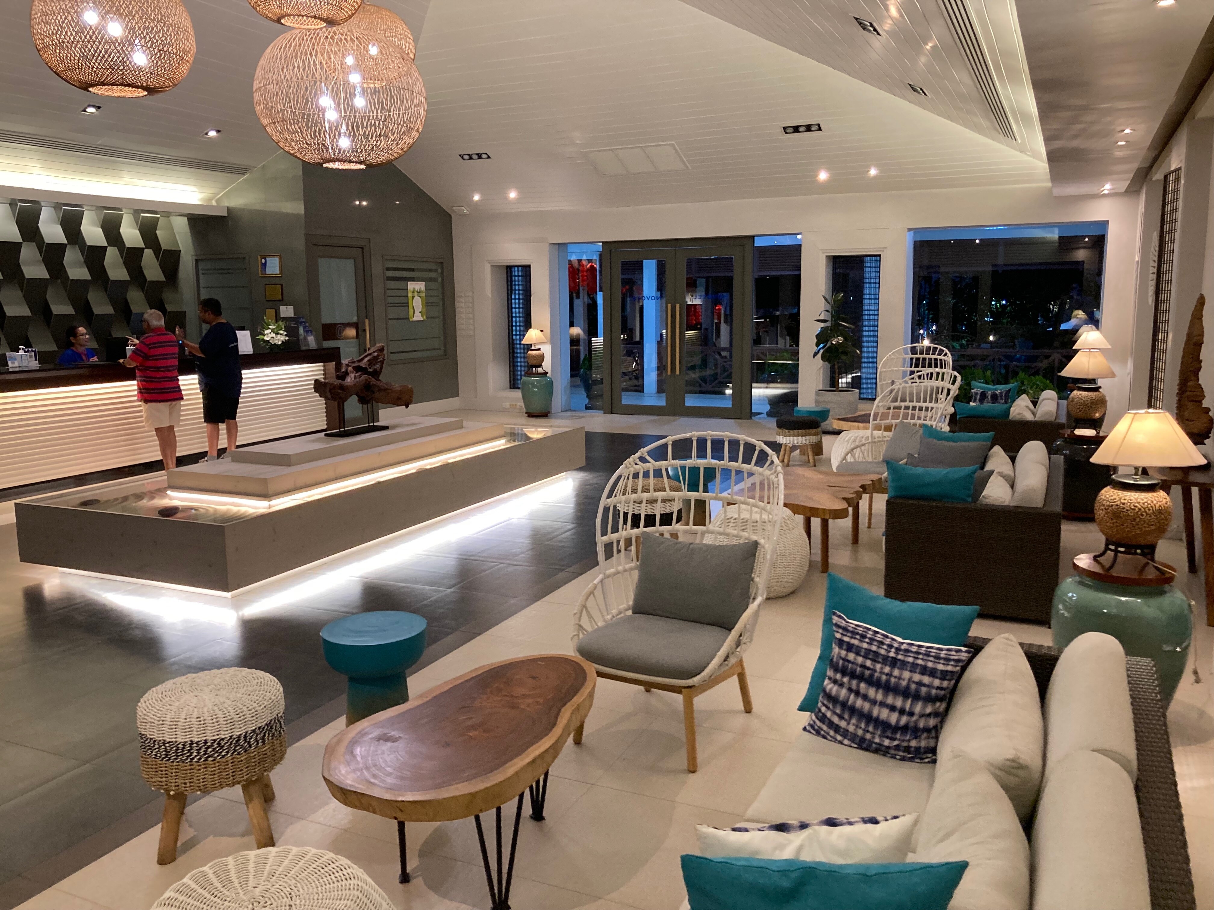 环裴罗勇诺富特酒店-浴室