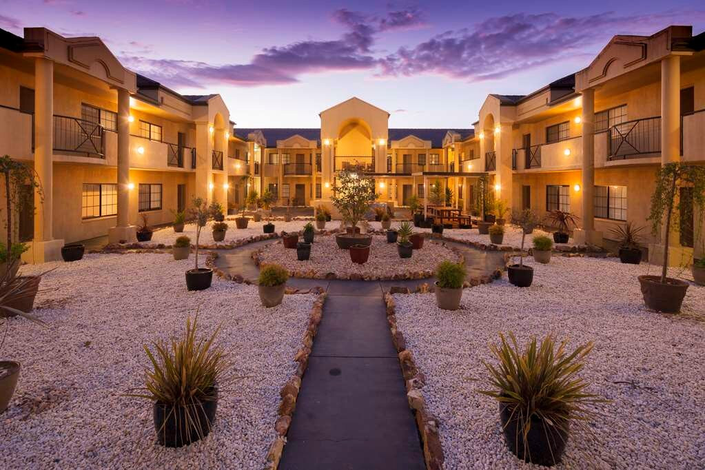 百斯特威斯登公园公寓酒店主图