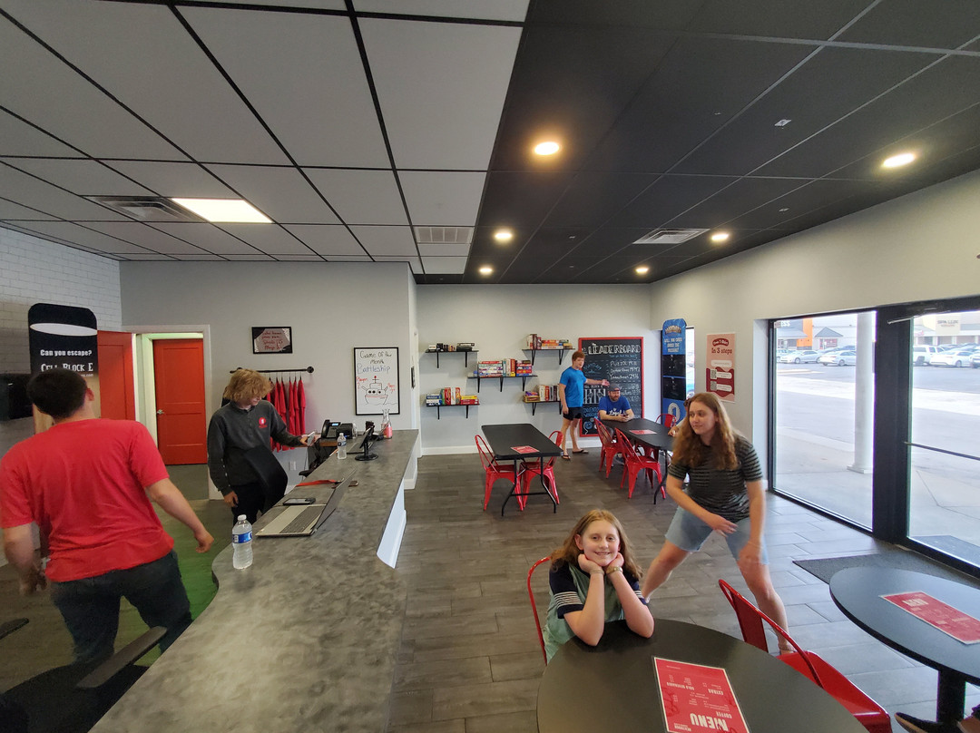 Next Door Escapes & Entertainment-塔尔萨必去景点