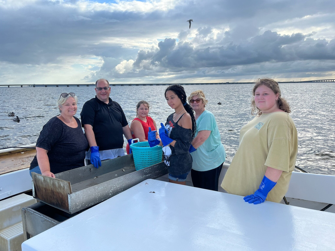 OBX Crabbing and Shrimping Charters景点图片