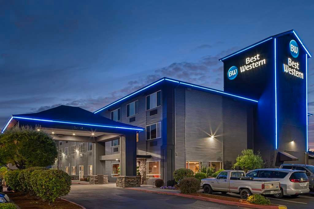 Best Western Cascade Inn & Suites主图