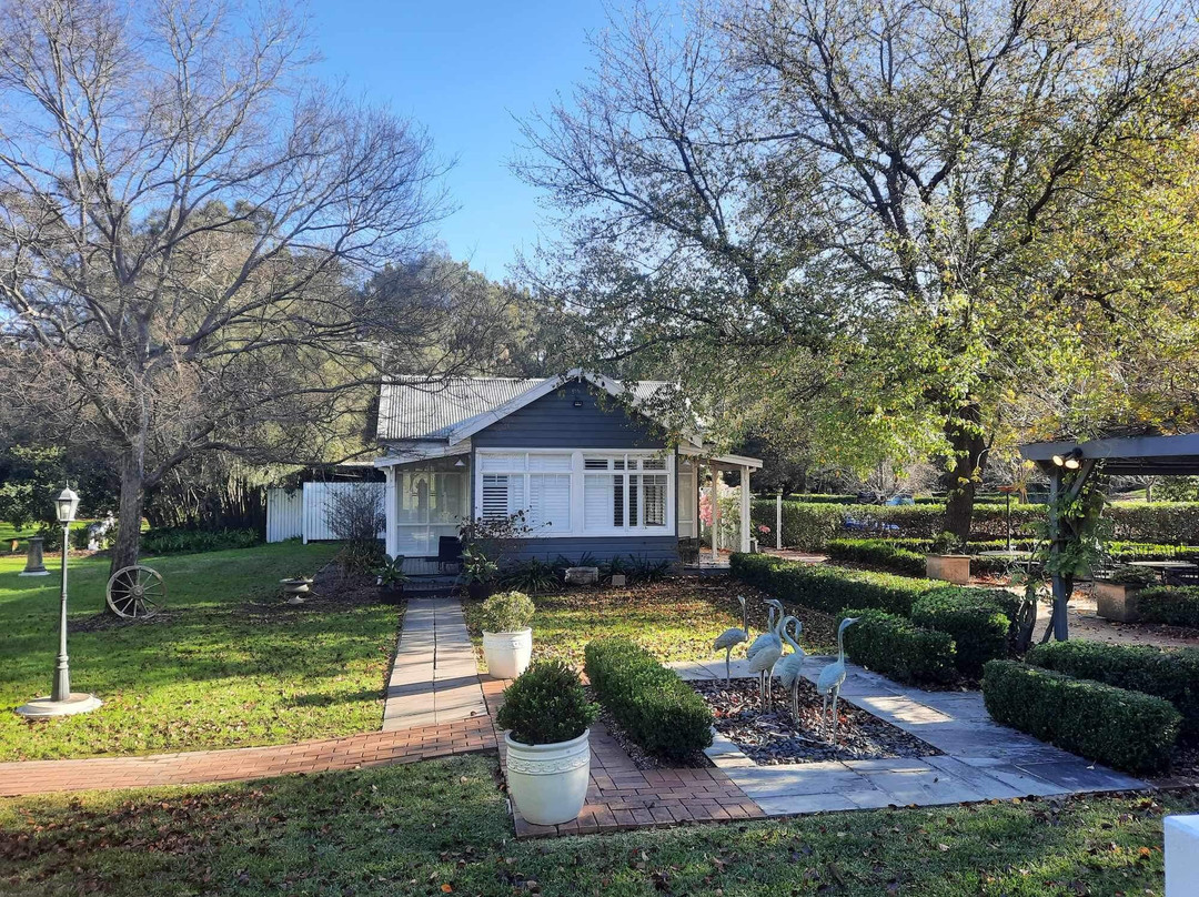 派佩斯旅舍猎人谷主图