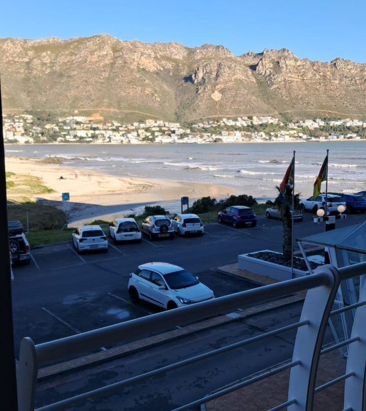 Krystal Beach Hotel主图